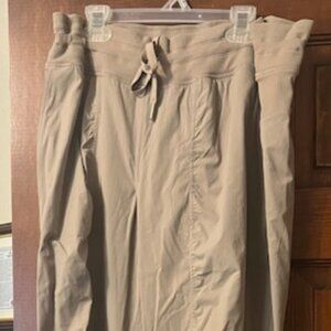 Ladies Beige Lululemon Jogger Pants Size 12